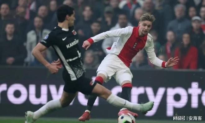 故事总让人 故事总让人