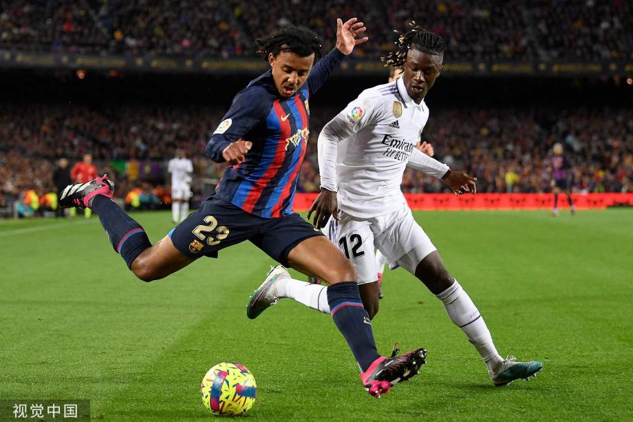 崭露头角 崭露头角